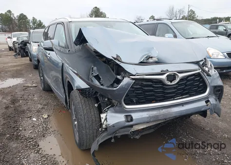 2020 Toyota Highlander Xle z USA, uszkodzony, nr VIN 5TDGZRBH7LS026866
